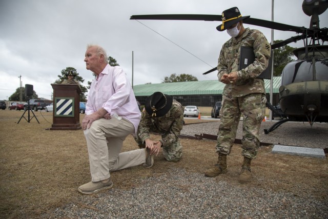 3rd Combat Aviation Brigade hosts a Spur Ceremony for Vietnam Veteran | Article