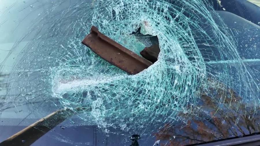 Object thrown from Cleveland overpass shatters windshield