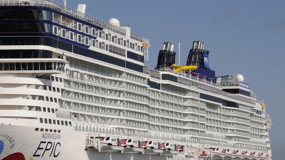 Man on vacation with family goes overboard on Norwegian cruise ship in Bahamas