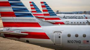 American Airlines is boarding flights again after the FAA lifted its nationwide groundstop | Consumer Watch