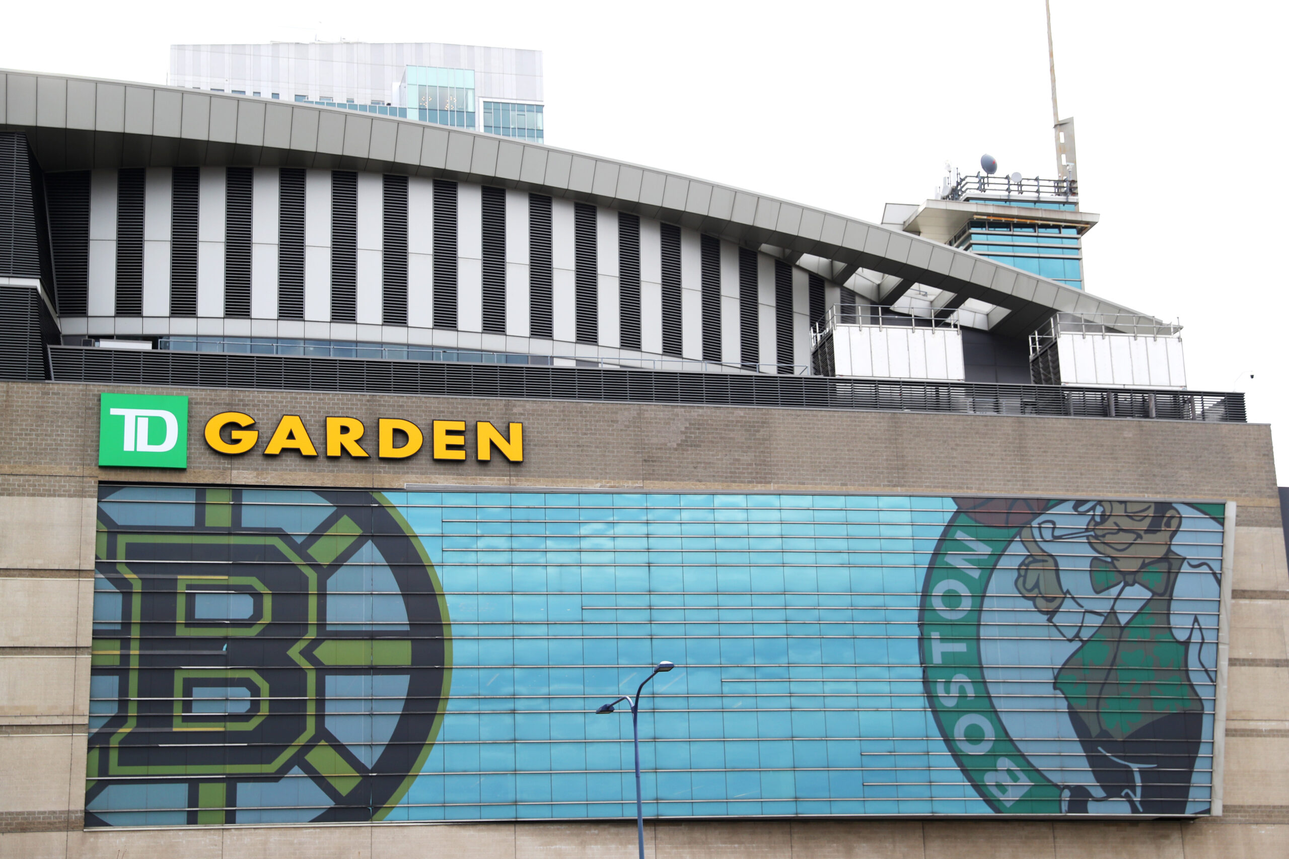 TD Garden concession workers to vote on strike authorization – NECN