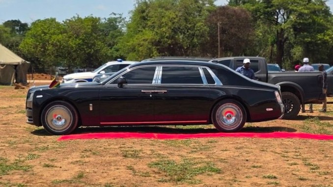 Mnangagwa Adds A Slick Rolls-Royce to Presidential Fleet Amid Criticism – The Zimbabwe Mail