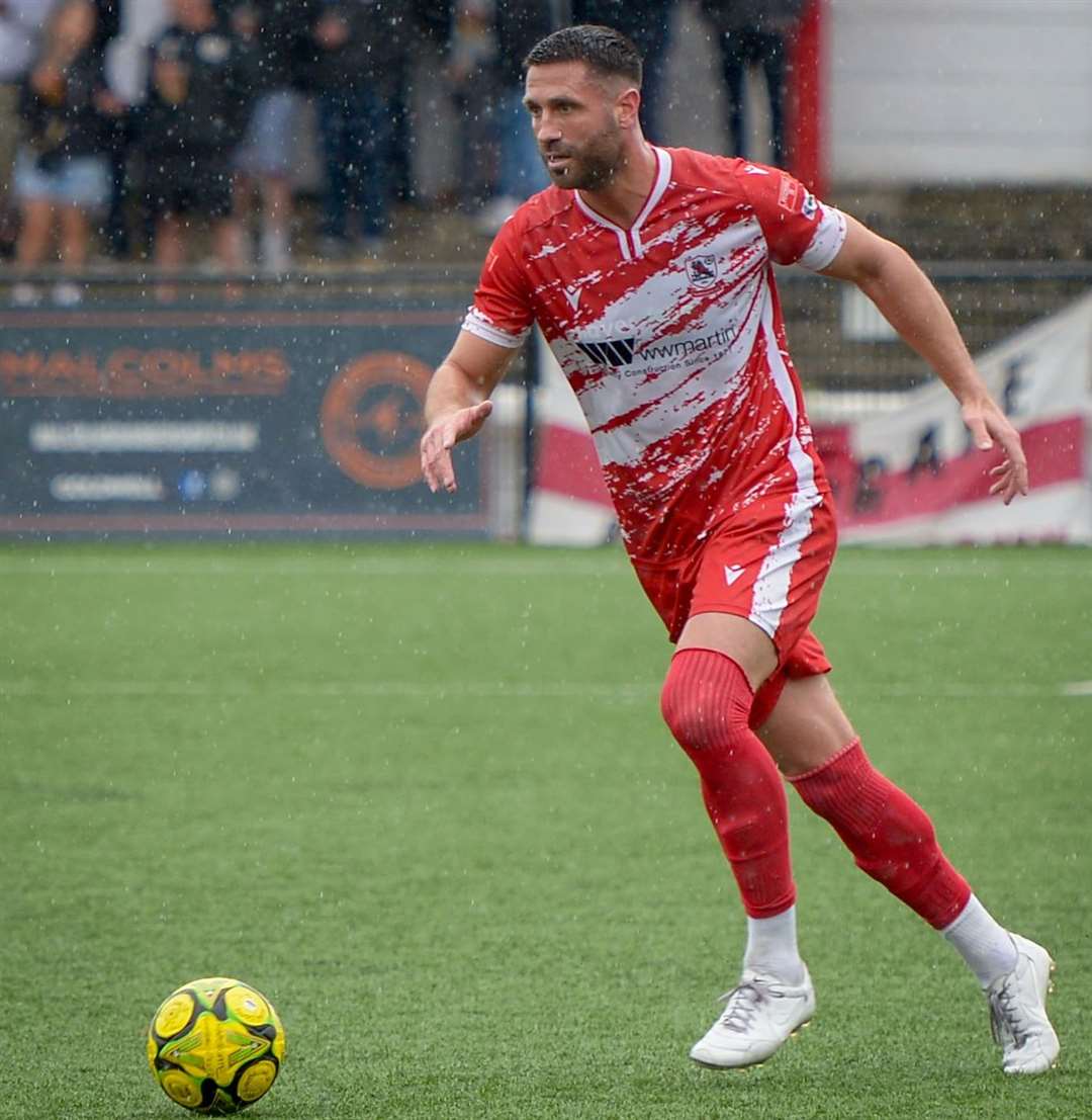 Ramsgate manager Ben Smith reacts to 2-2 Isthmian South East derby draw at Margate on Boxing Day in front of sell-out Hartsdown Park crowd