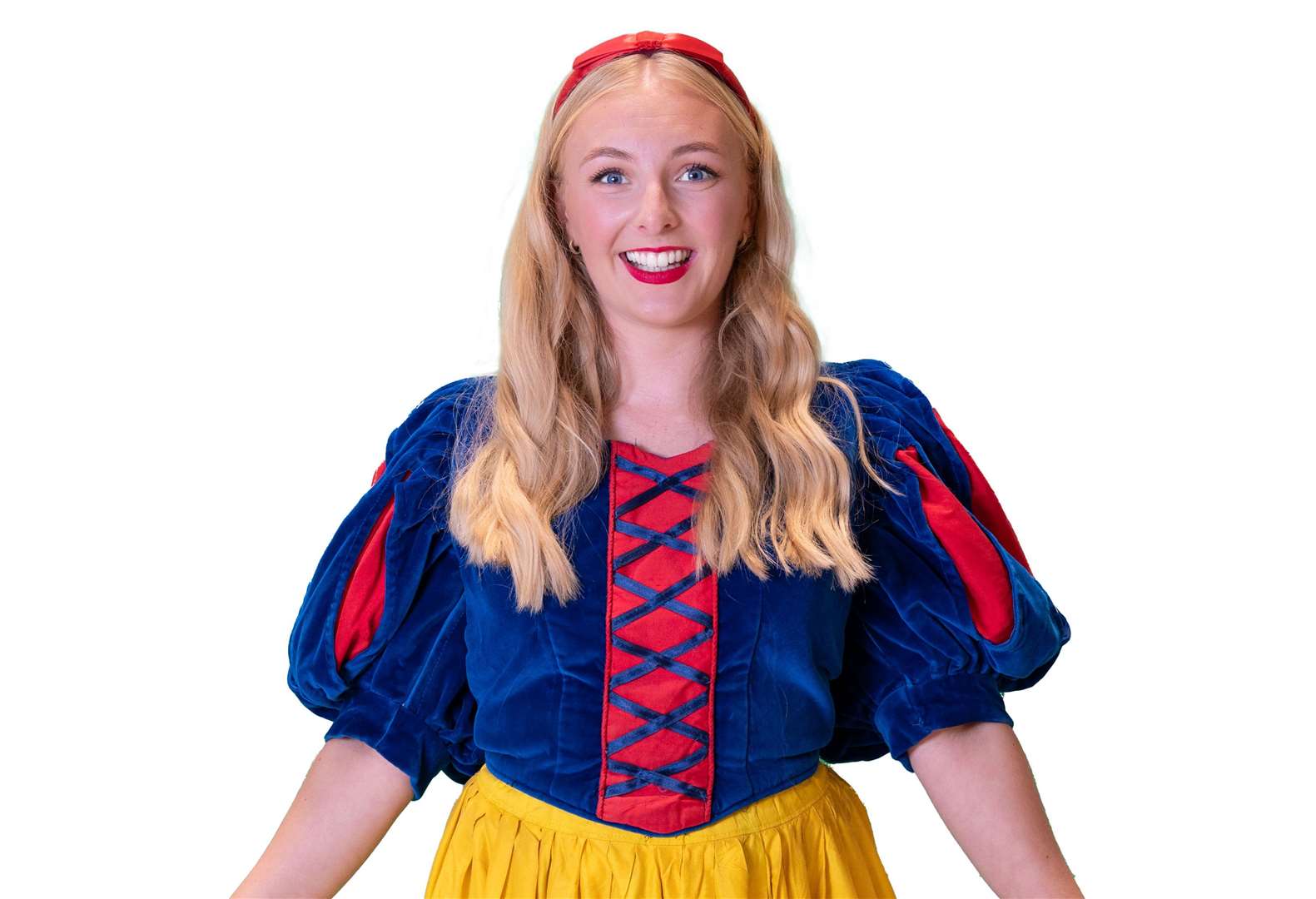 Win VIP family tickets to see Snow White at the Rylance Theatre in Ashford