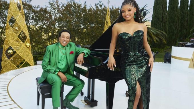 Smokey Robinson and Halle Bailey to host ‘A Motown Christmas’ special honoring the label’s legacy – The Zimbabwe Mail