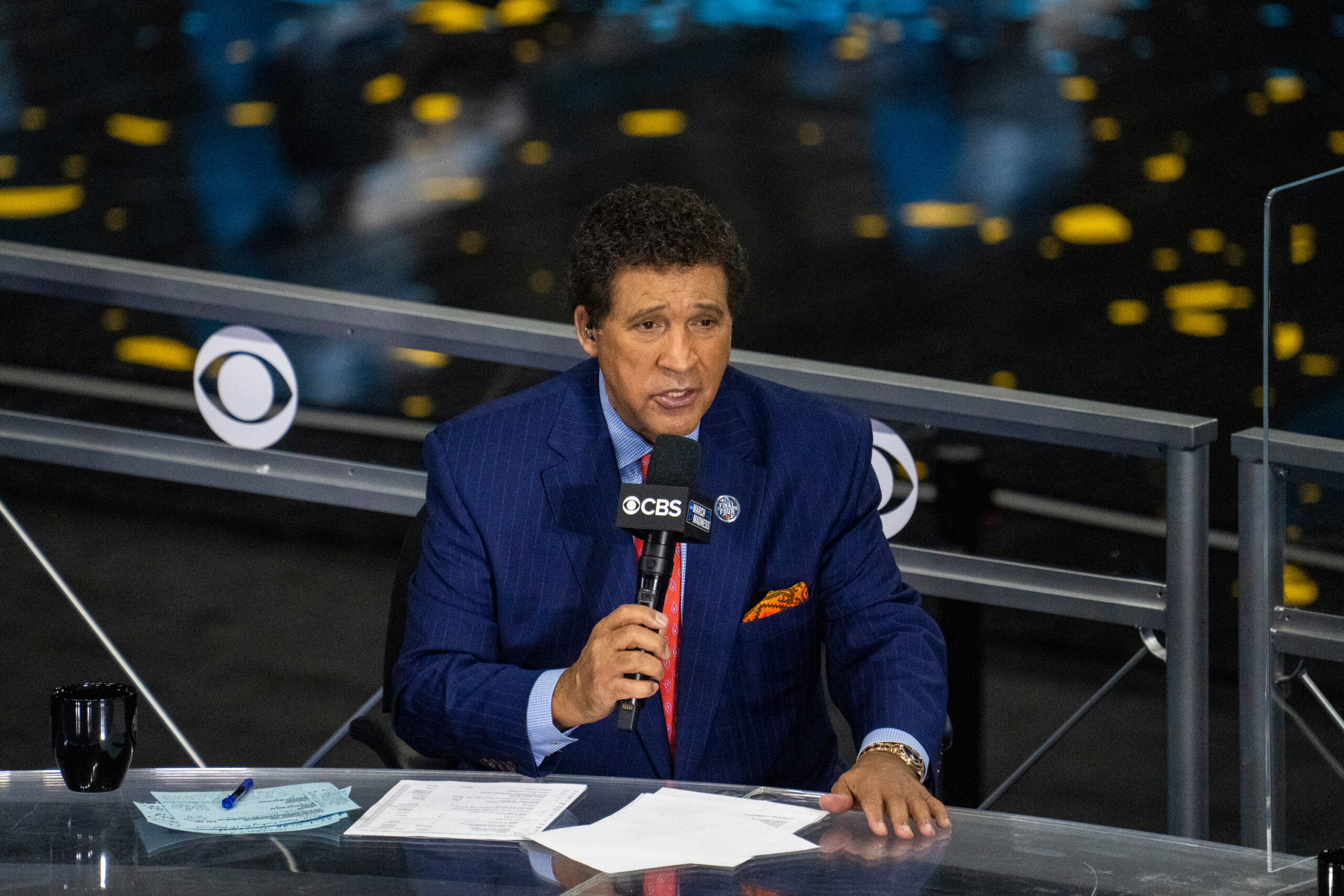 Greg Gumbel, legendary sports broadcaster, dies at 78 – NECN