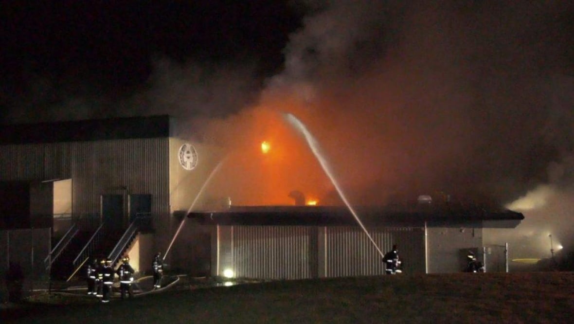 Spontaneous combustion caused fire at Vancouver Island school, officials say