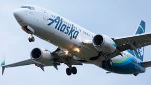 ‘Anxious’ passenger climbs out of emergency exit after Alaska Airlines flight gets to the gate