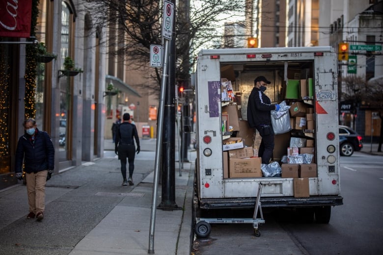 As Canada Post strike drags on, frustration mounts over 'prohibitive' courier costs