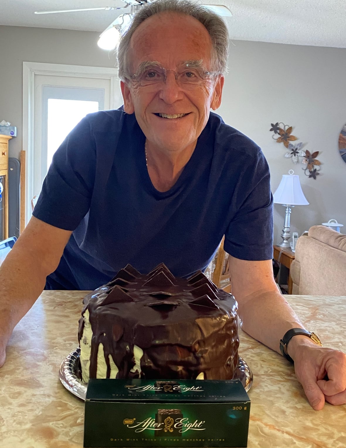 72-year old man runs growing baking business in Sask. after teaching himself how to make bread