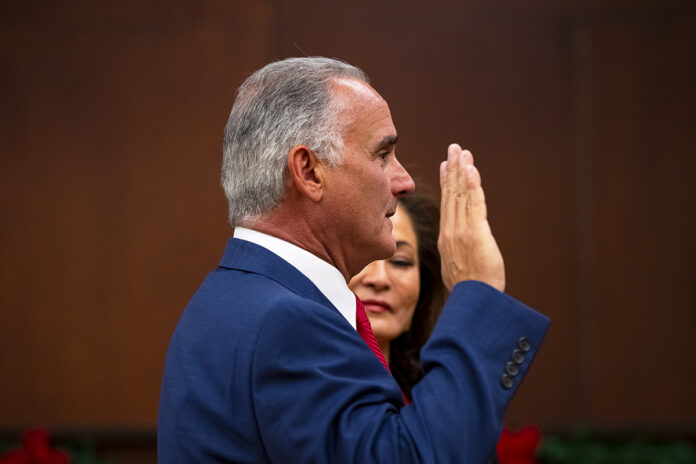 New Pinal admin, featuring Maricopa’s Vitiello, takes the oath