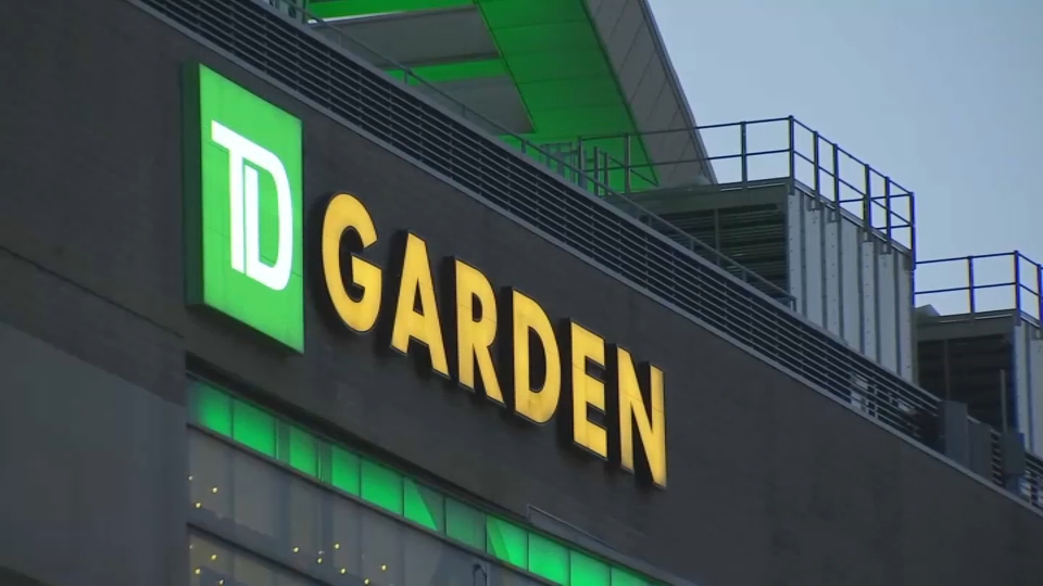 TD Garden concession workers vote to approve contract, avoid strike – NECN