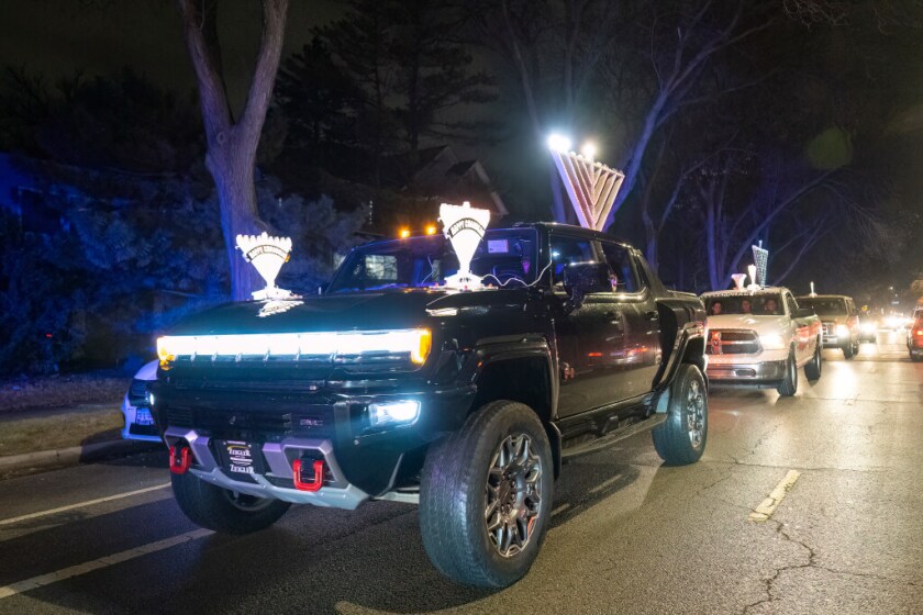 Hundreds participate in Hanukkah parade: ‘Wherever they’re driving, they’re spreading light’