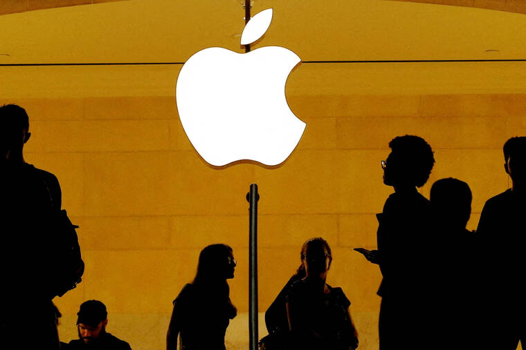 Apple approaches $4 trillion valuation