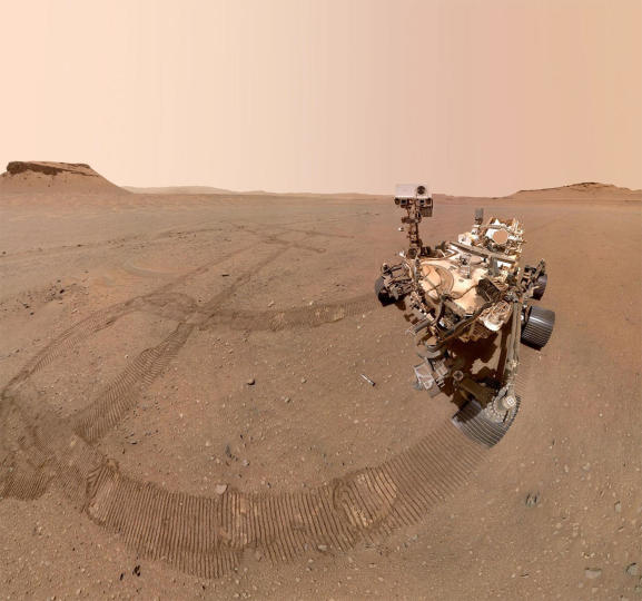 NASA studies options to reign in cost of flagship Mars Sample Return mission