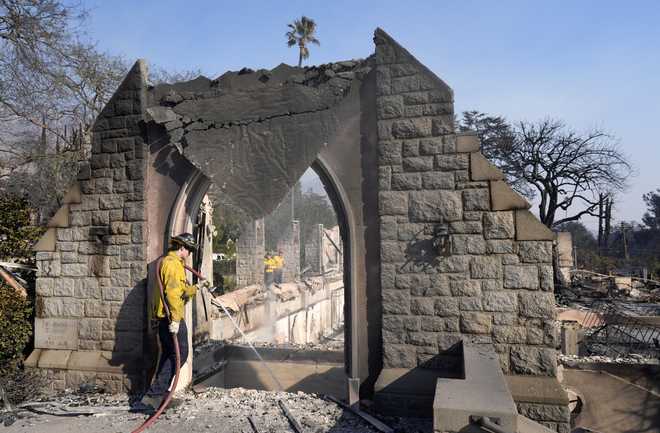 Faith communities unite after wildfires destroy houses of worship