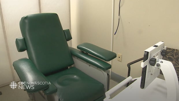 Provinces are relying on virtual doctors to keep smaller ERs open. Here's how it works