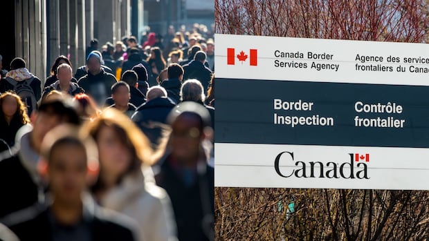 Canada's acceptance of refugee claims has ballooned in last 6 years — more for some countries than others