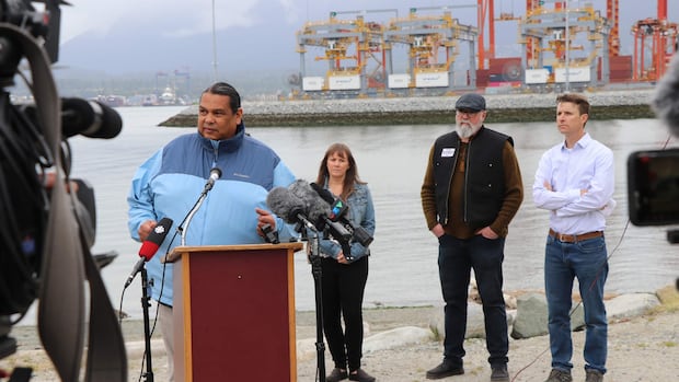 Federal Court rejects environmentalists' bid to halt B.C. port expansion