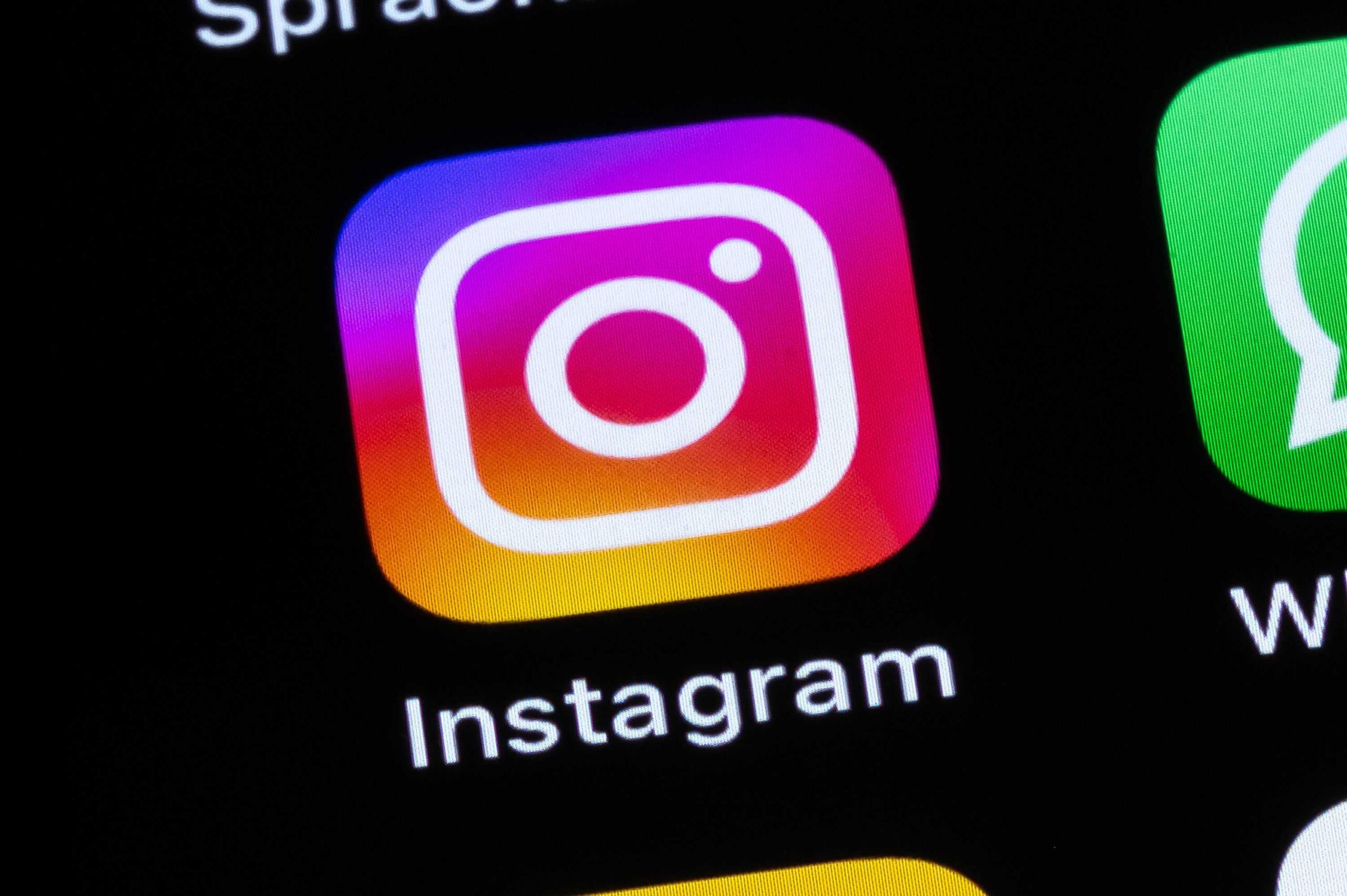 Instagram rolls out TikTok-like features