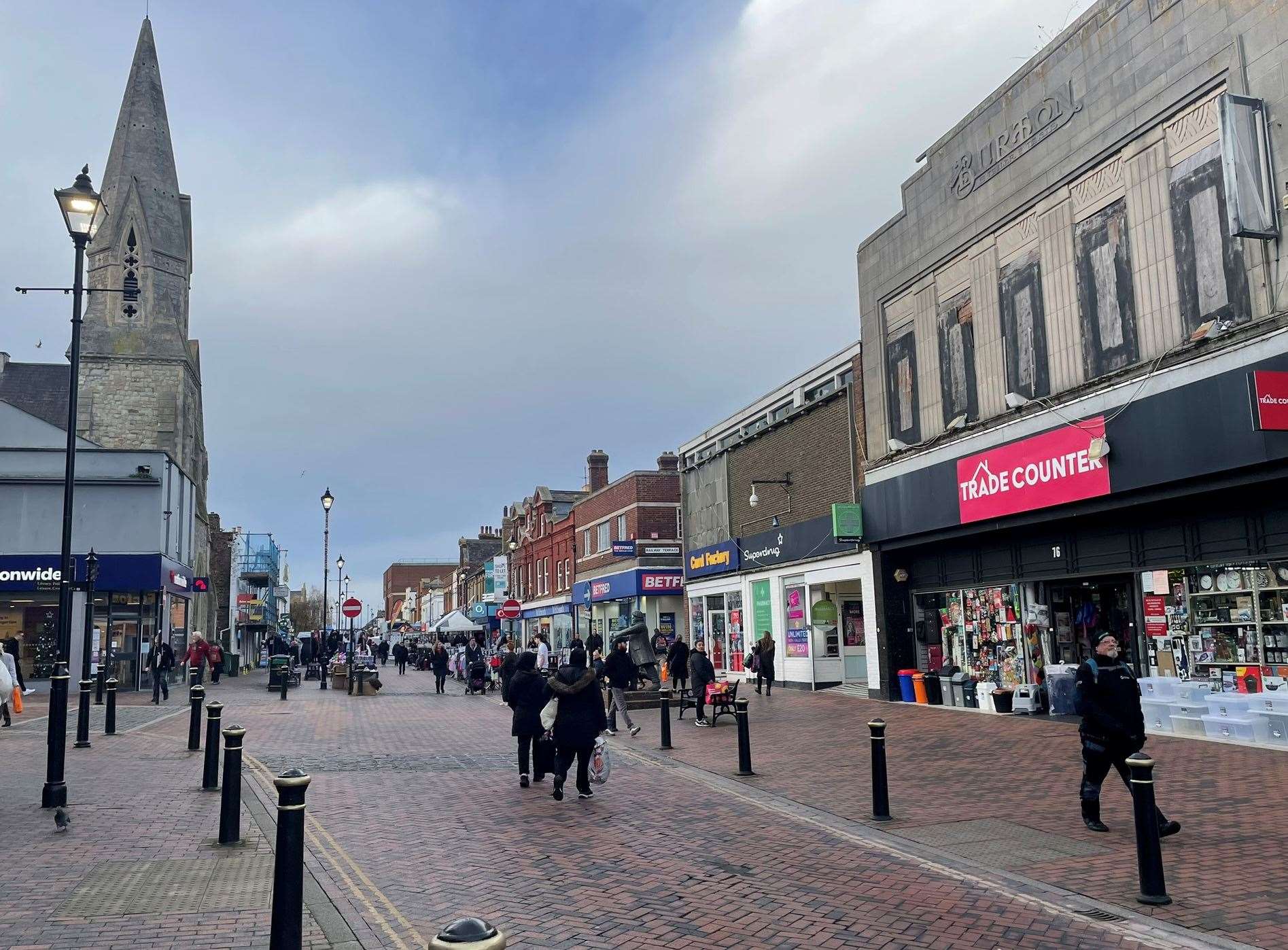 Dispersal order for Sittingbourne town centre including High Street, Retail Park and train station