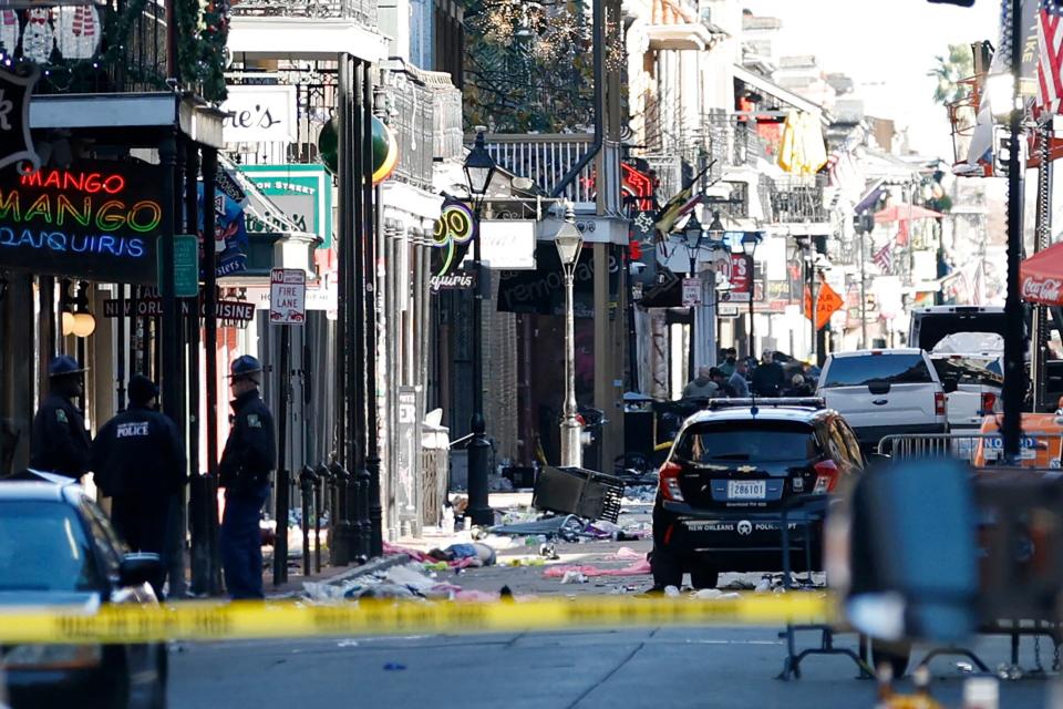 ISIS Flag-Carrying Army Vet Accused of Mowing Down 15 on New Orleans’ Bourbon Street