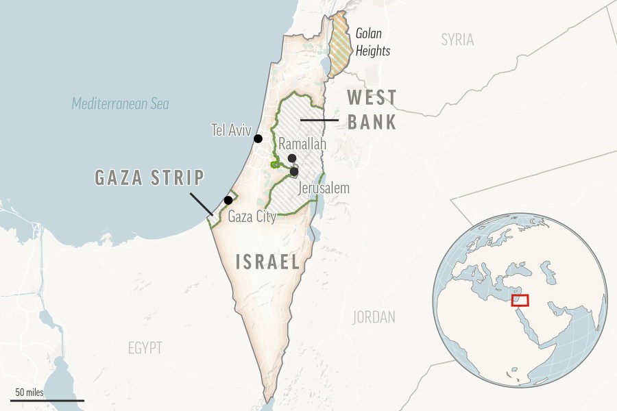 Shooting attack on a bus carrying Israelis in the occupied West Bank kills 3