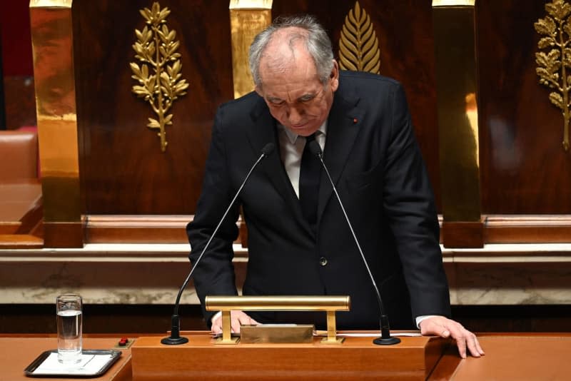 Vote of no confidence filed in France's new prime minister