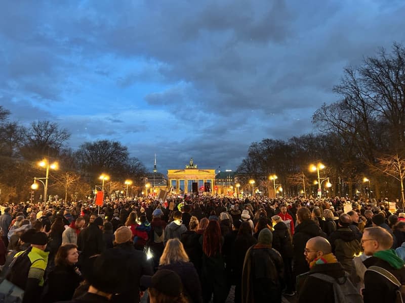 Tens of thousands protest in Berlin as far right's influence grows