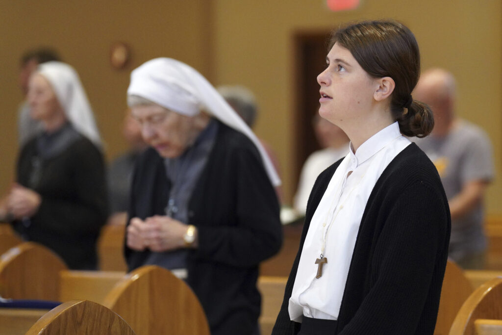 Leap of faith: A few young women in US buck the trends by joining the ranks of Catholic nuns