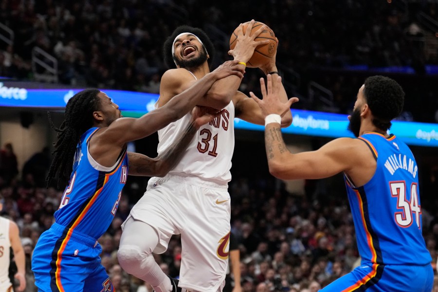 Cavs beat Thunder 129-122, end OKC's 15-game win streak