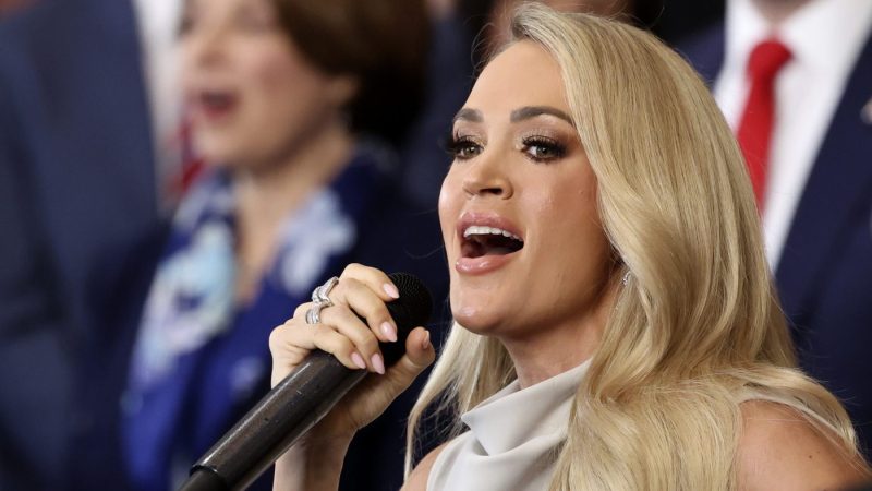 WATCH: Carrie Underwood sings 'America the Beautiful' a cappella after apparent tech issue at inauguration