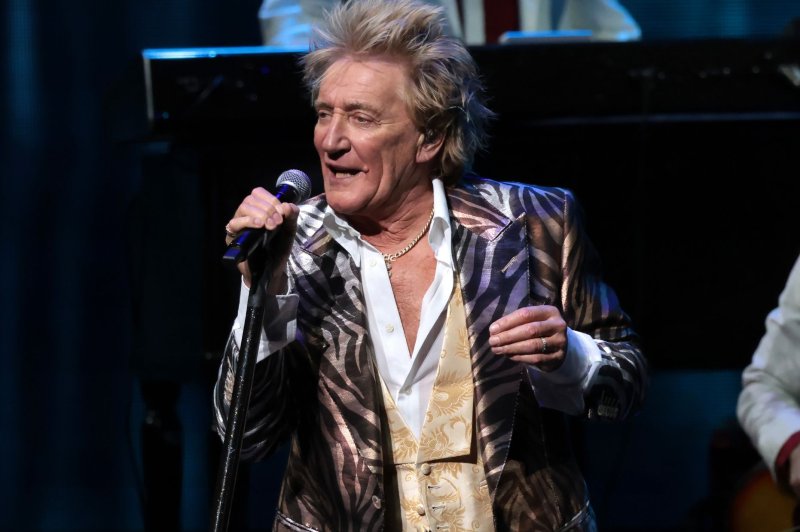 Famous birthdays for Jan. 10: Rod Stewart, Michael Schenker