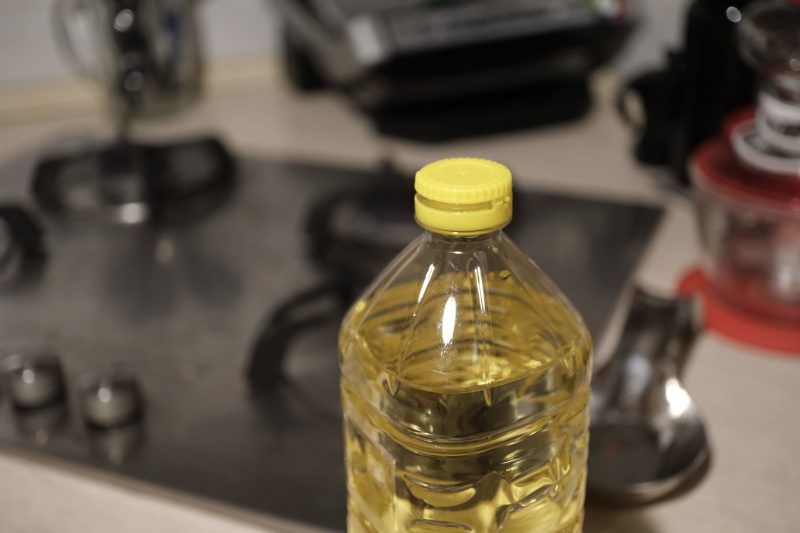 What are seed oils, and are they 'poisoning' you?