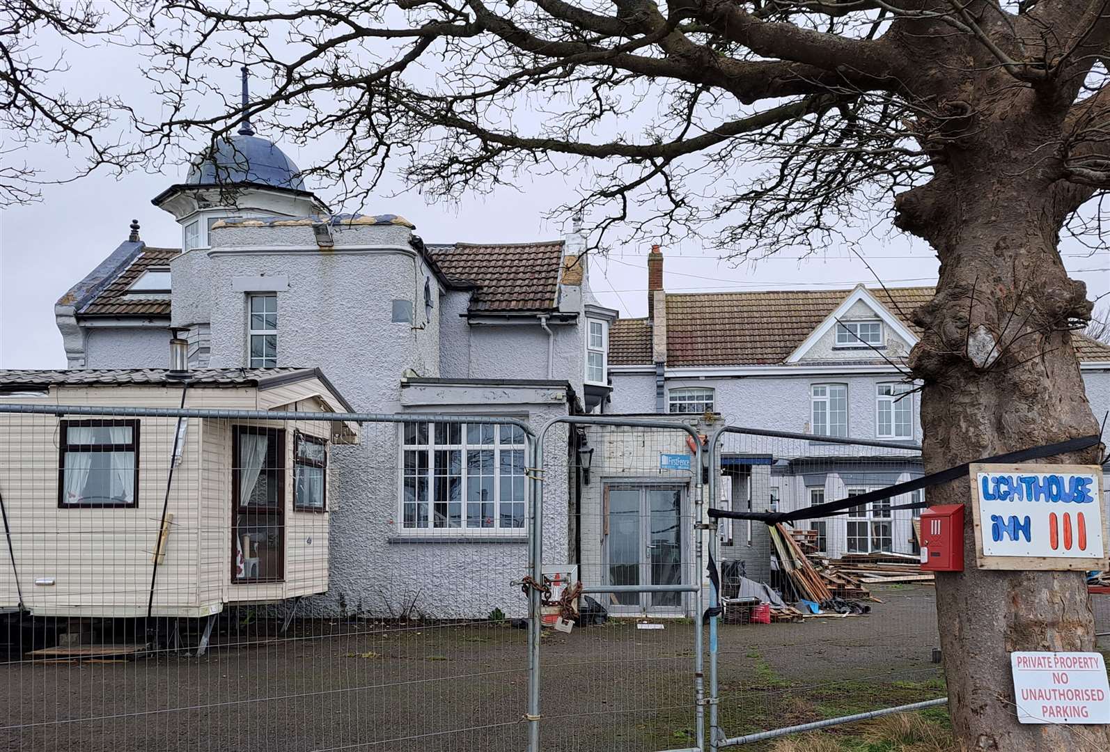 The Lighthouse Inn in Capel-le-Ferne could become care home and microbar