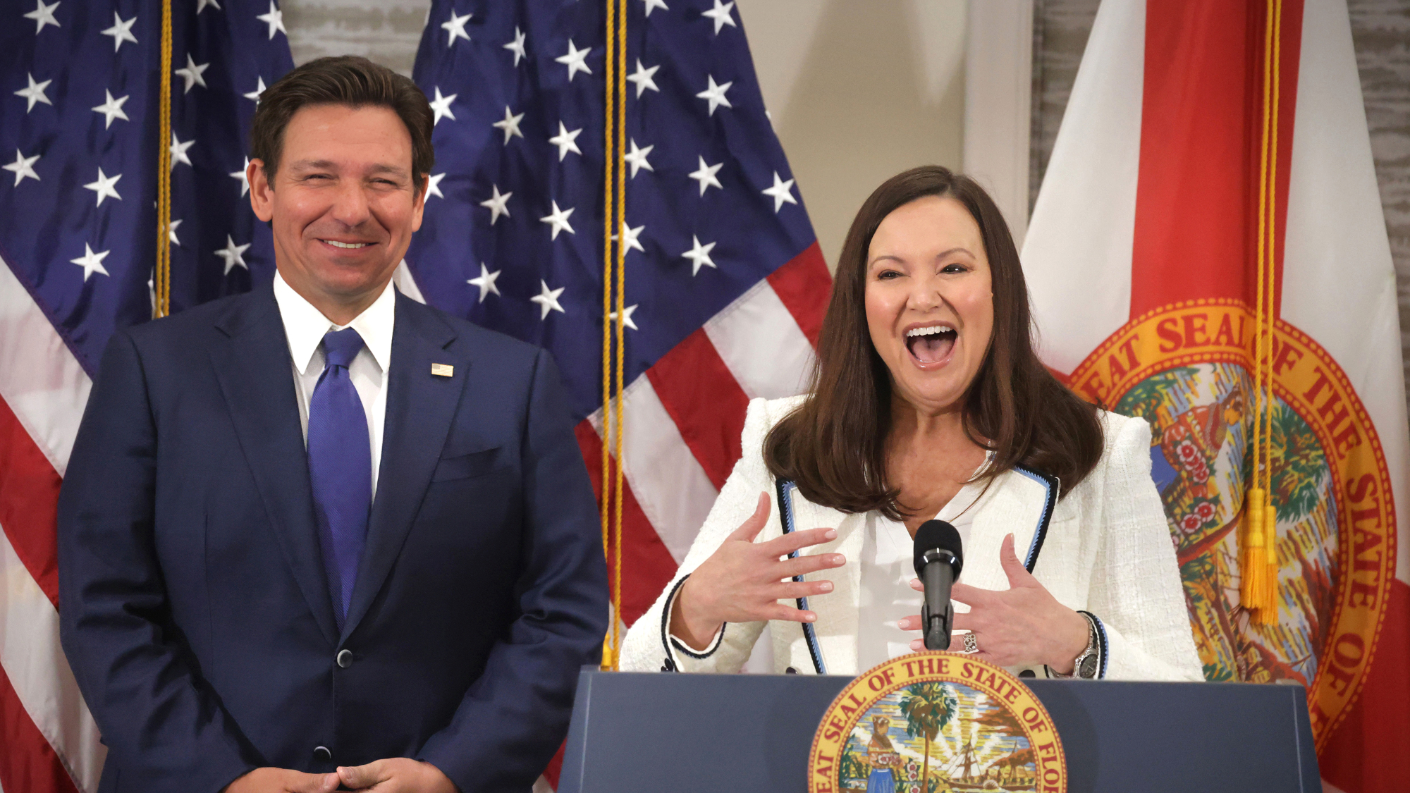 DeSantis appoints Florida's top lawyer to US Senate