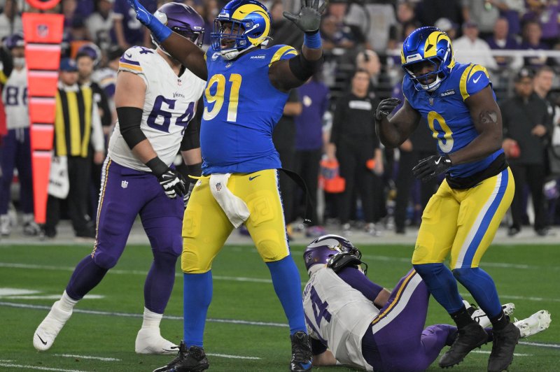 L.A. Rams offer temporary relief amid wildfires with playoff win over Minn. Vikings