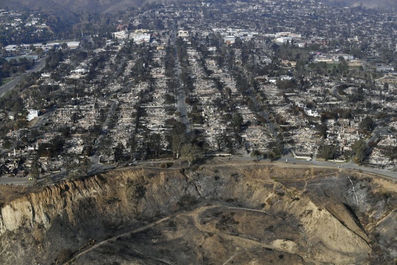 L.A. on 'high alert' with Santa Ana winds; Trump to visit California wildfire damage this week