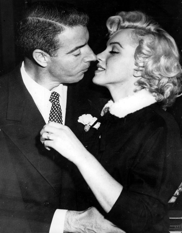 On This Day, Jan. 14: Marilyn Monroe, Joe DiMaggio marry