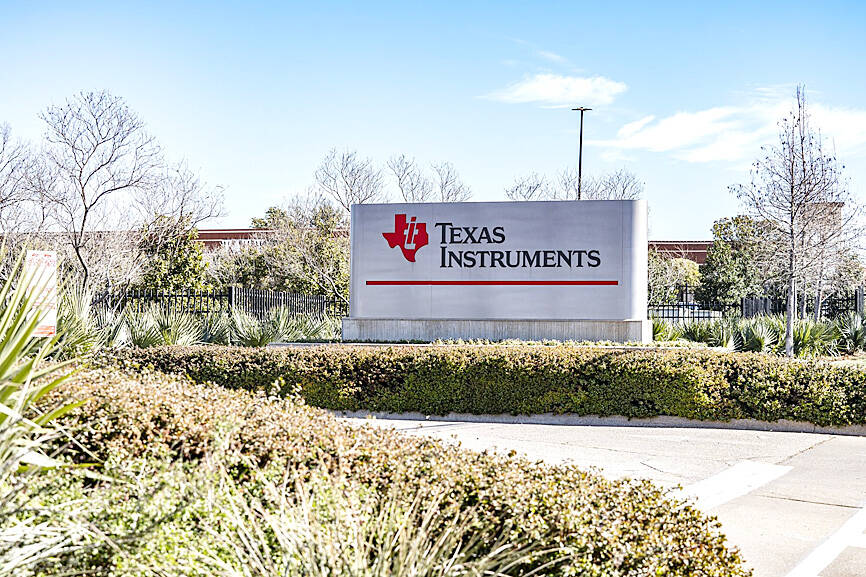 Texas Instruments sees worst rout on weak forecast