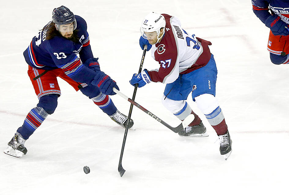 Avs score with 15 seconds left to edge Rangers