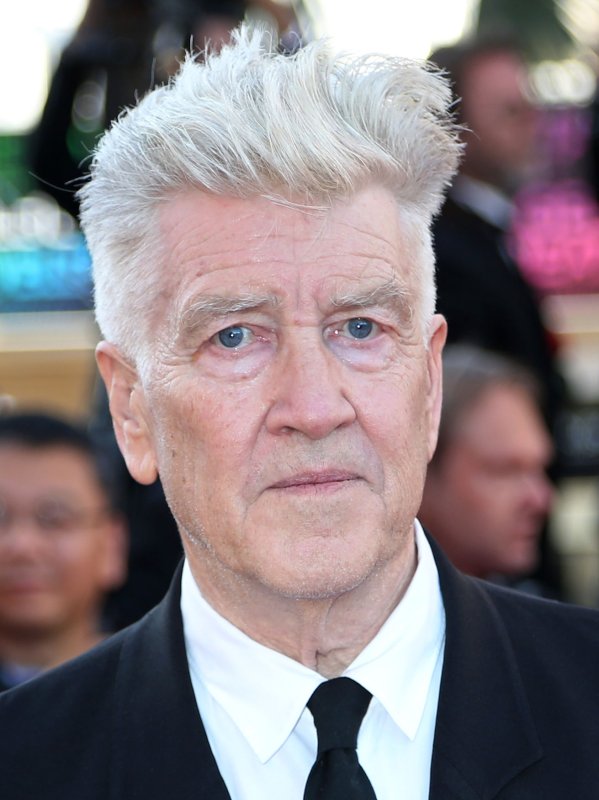 'Twin Peaks' filmmaker David Lynch dies at age 78