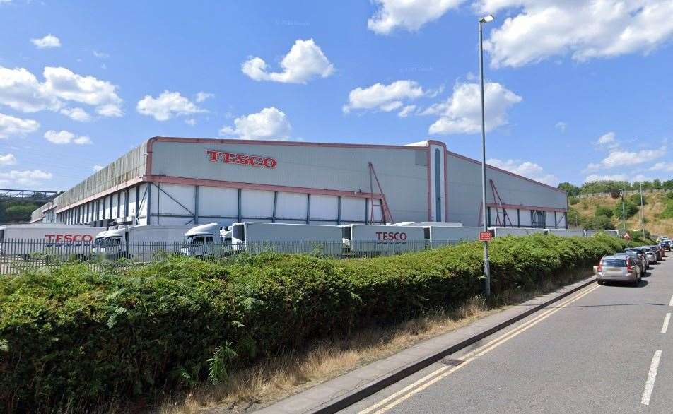 Tesco announces 400 job losses and plans to move Snodland distribution centre to Aylesford