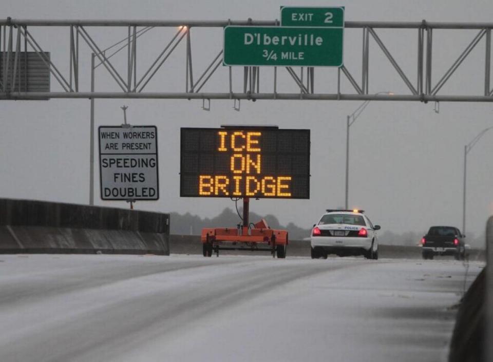 How is South MS preparing roads for possibility of snow? What to know before arctic blast