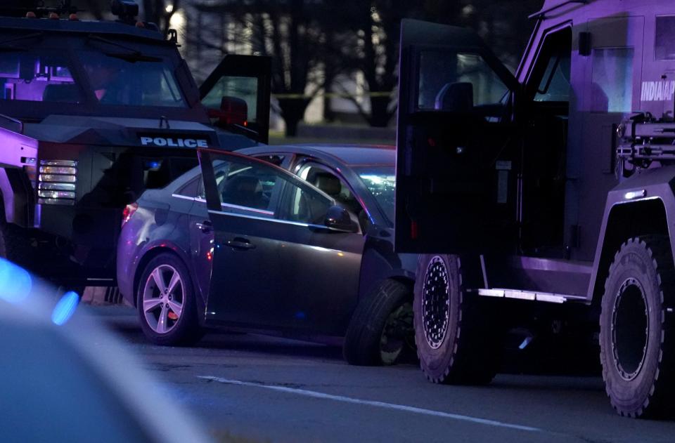 Man dead after traffic stop leads to pursuit, shots fired by Indianapolis and Lawrence police