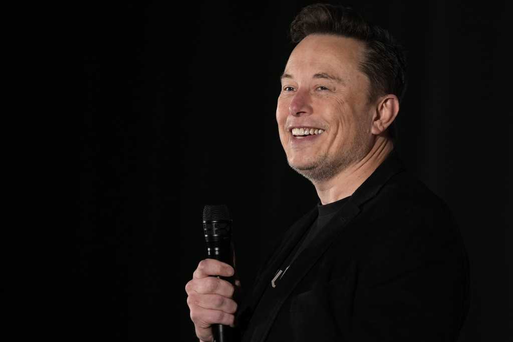 SEC sues Elon Musk, saying he didn't disclose Twitter ownership on time before buying it