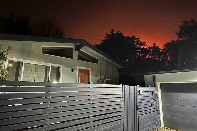 Journalist covers wildfires as flames headed toward his house