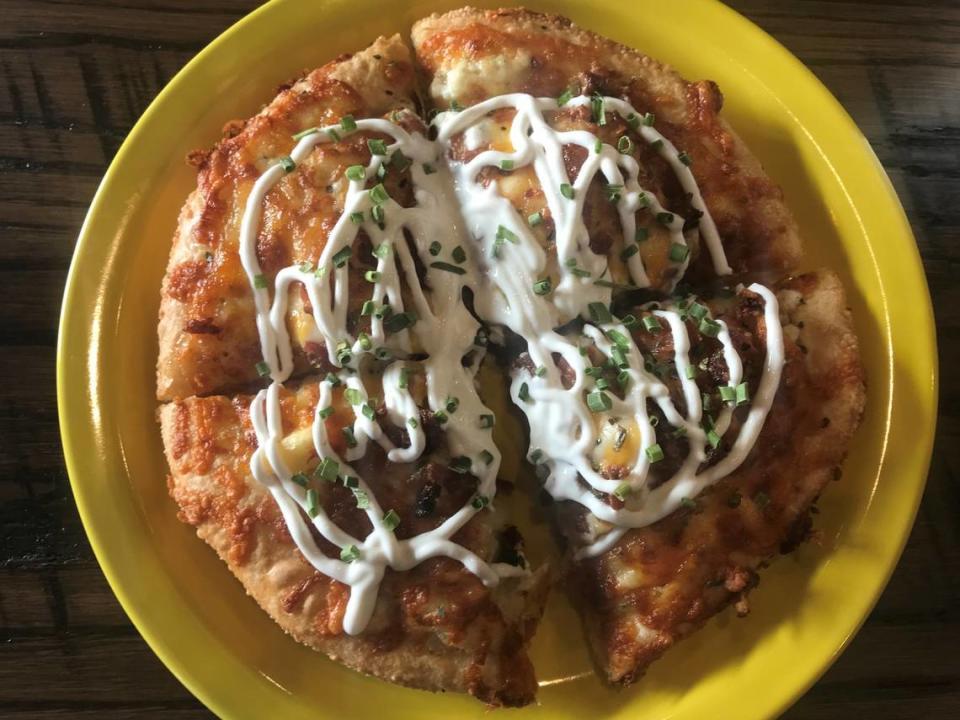 Lawrence-based pizzeria closes its final KC area spot. But something else is on the way