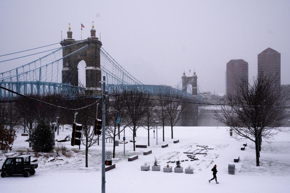 See snow forecast as states in Midwest, East hit with winter storm