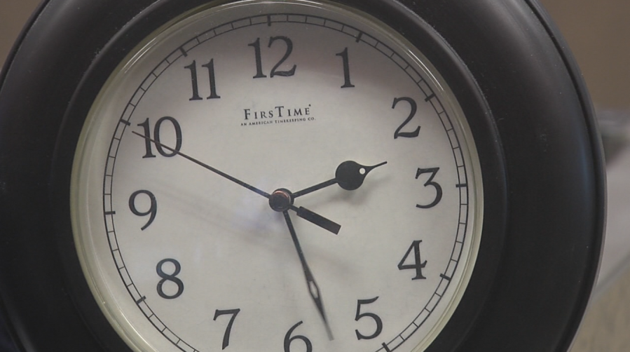 Utah lawmakers eyeing to stop clock change with a move to permanent standard time